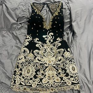 Black and gold JVN by Jovani short dress